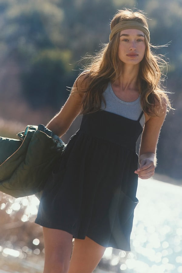 Hot Shot Strappy Romper/ Black