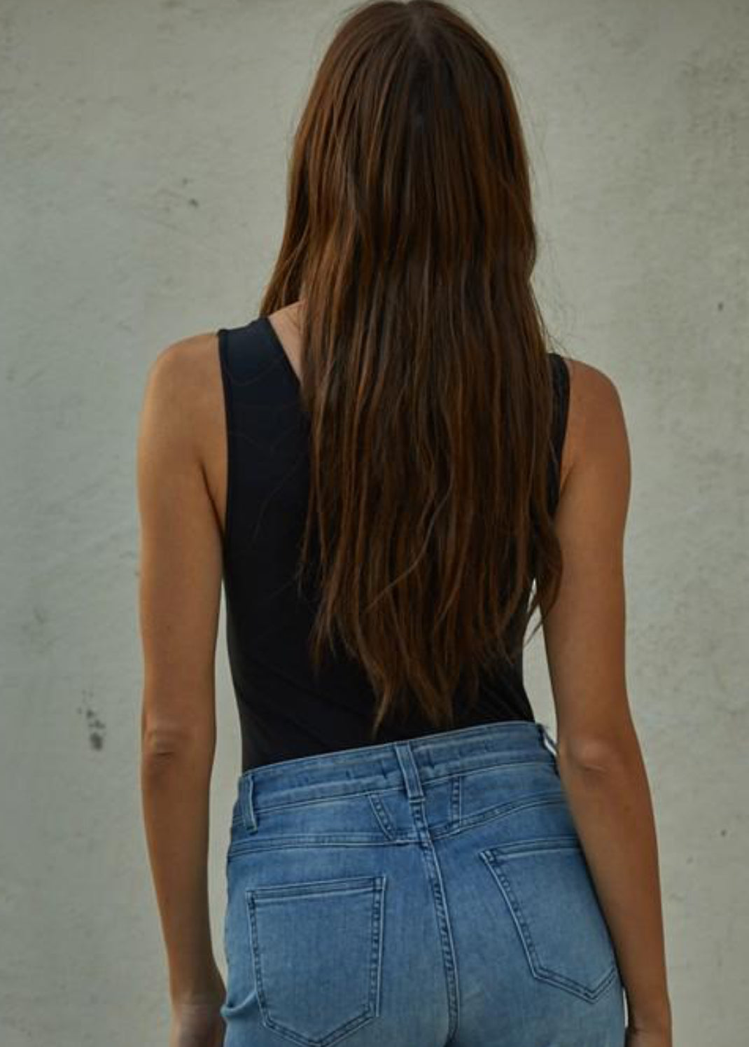 Essential Reverse Neck Tank