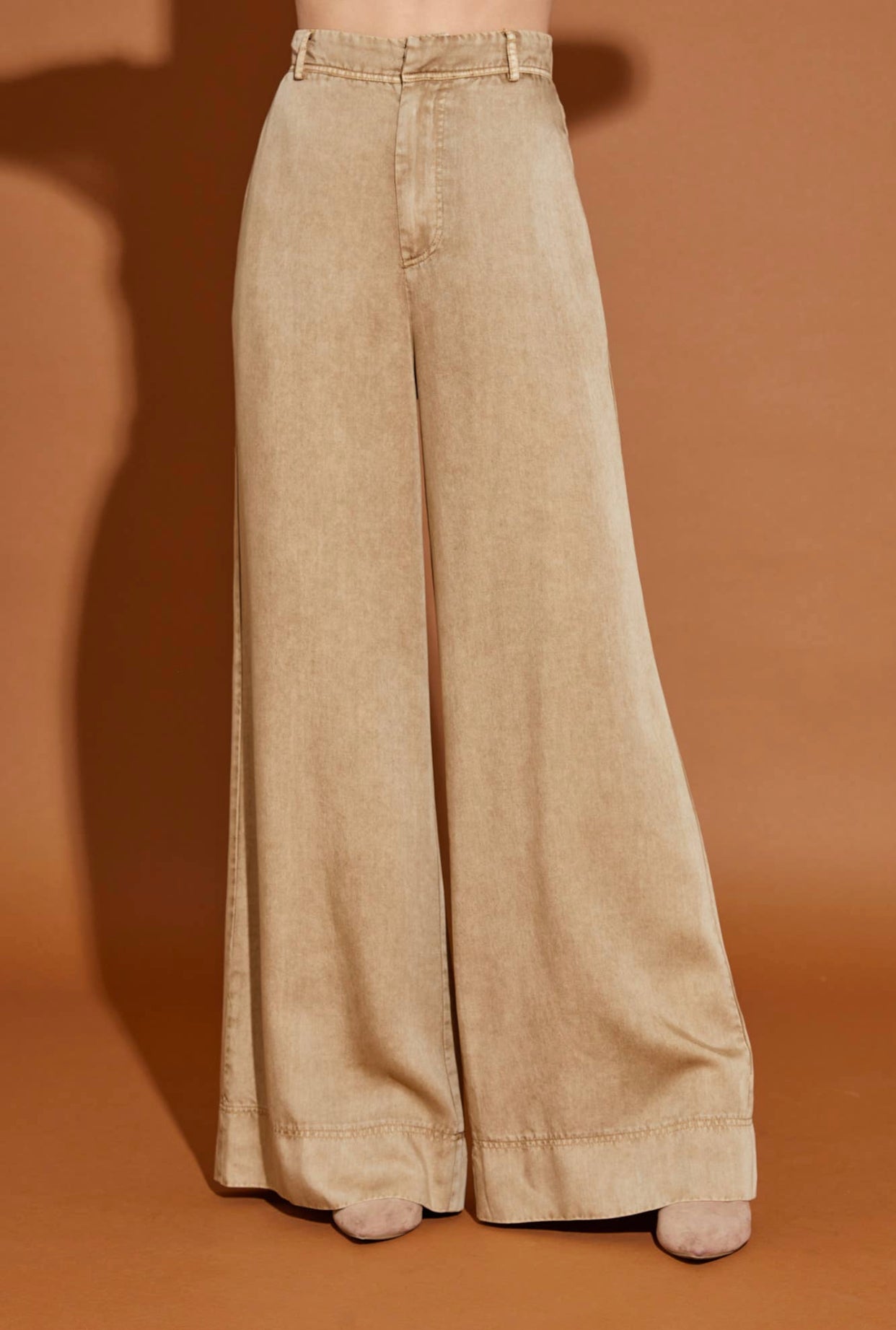 Elastic High Waisted Pants