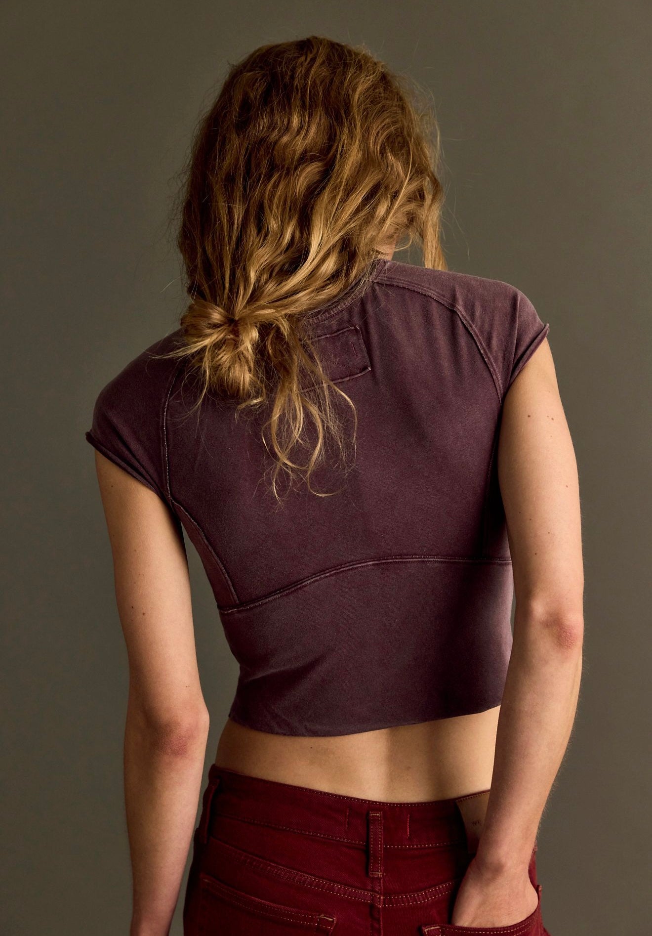 Protagonist Tee/ Vintage Grape