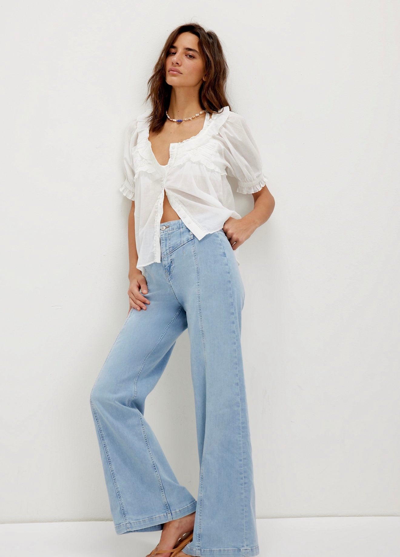 Libre Wide Leg Jeans