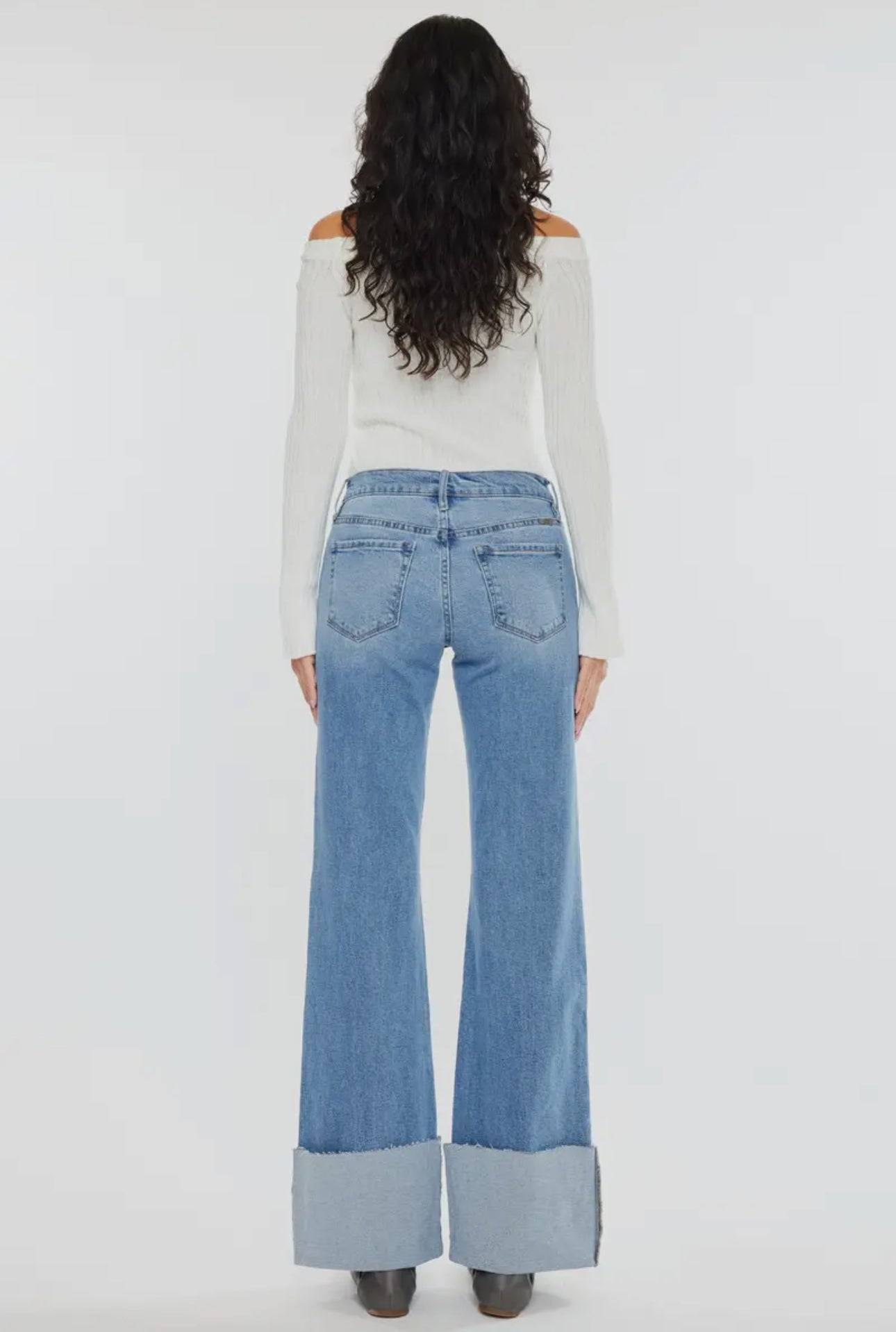 Mid Rise Cuff Jeans