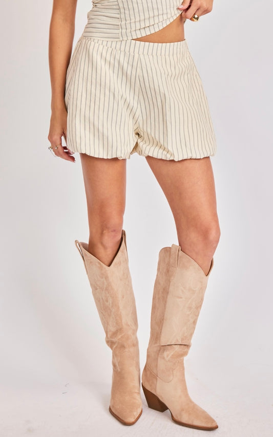 Classic Beauty Bubble Shorts
